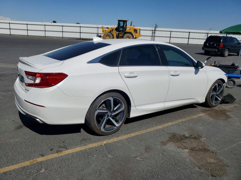 2018 HONDA ACCORD SPORT 3