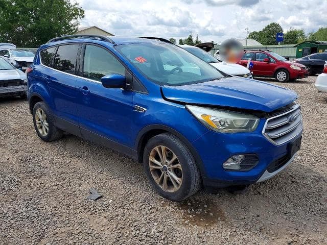 2017 FORD ESCAPE SE 4