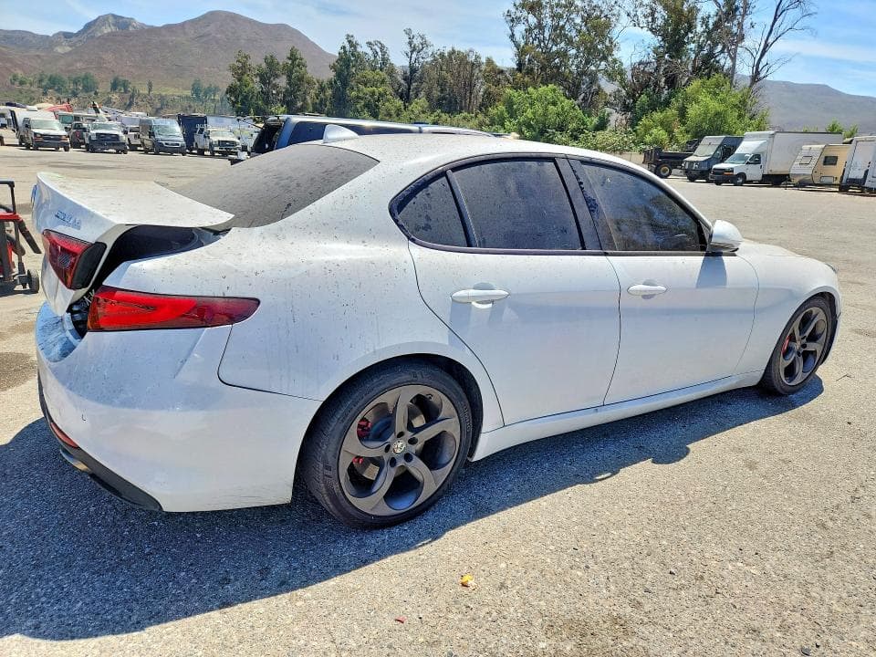 2017 ALFA ROMEO GIULIA 3