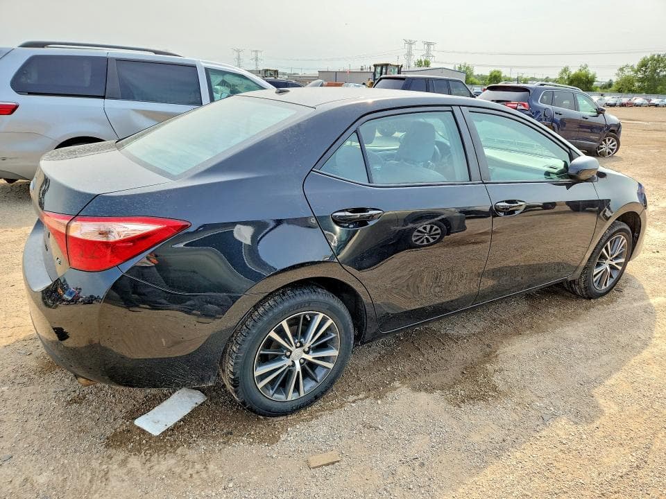 2019 TOYOTA COROLLA LE 3