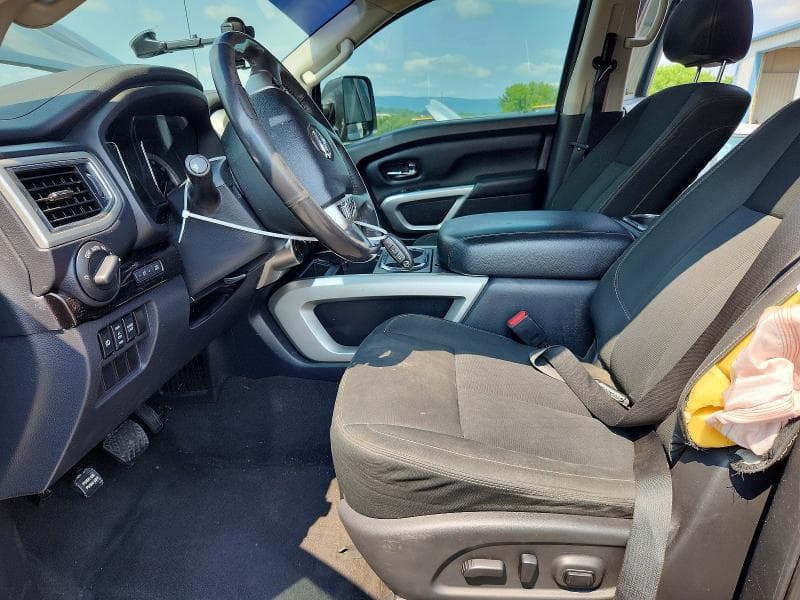 2017 NISSAN TITAN XD SV 7