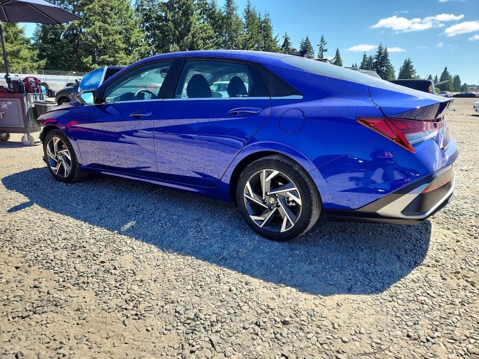 2024 HYUNDAI ELANTRA SEL 2