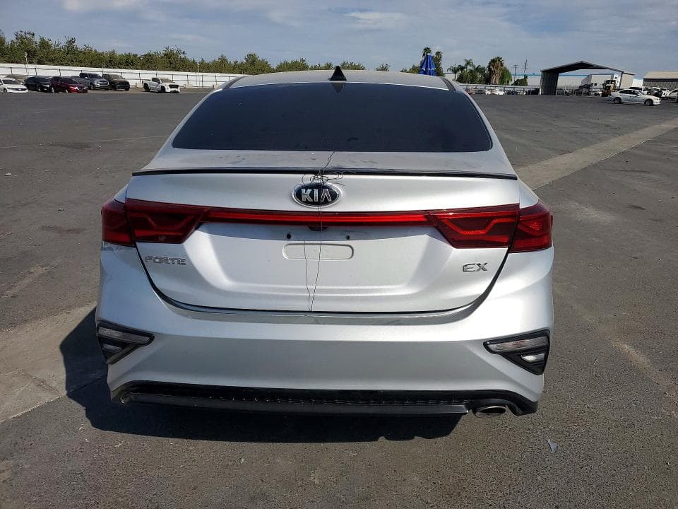 2020 KIA FORTE EX 6
