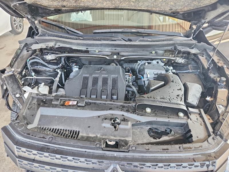 2025 MITSUBISHI ECLIPSE CROSS SE 11