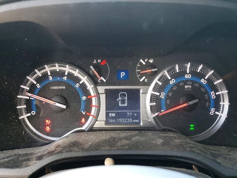 2019 TOYOTA 4RUNNER SR5 9
