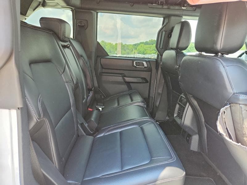 2025 FORD BRONCO OUTER BANKS 11