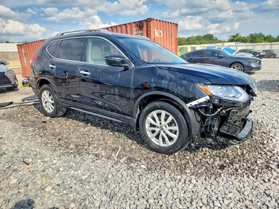 2017 NISSAN ROGUE SV 4