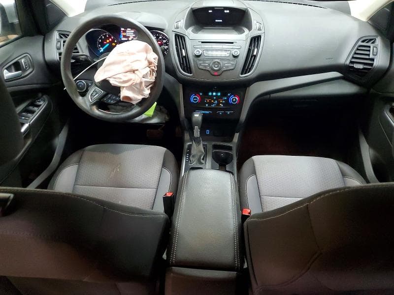 2017 FORD ESCAPE SE 8