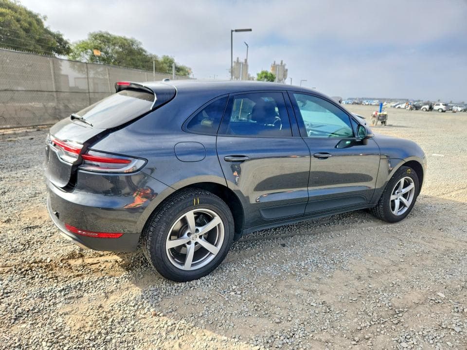 2019 PORSCHE MACAN 3