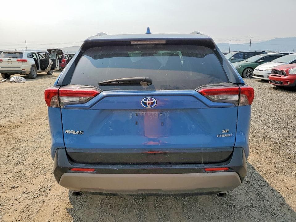 2023 TOYOTA RAV4 SE 6