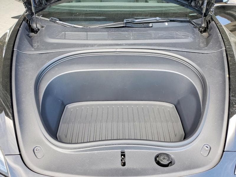 2025 TESLA MODEL 3 11
