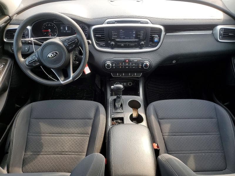 2018 KIA SORENTO LX 8