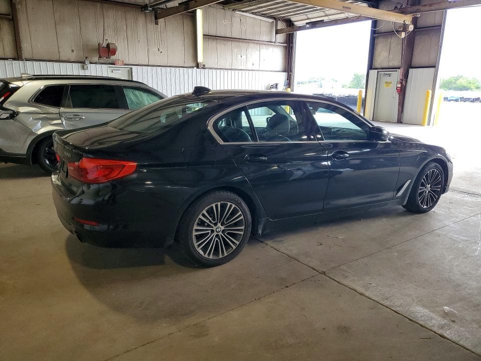 2019 BMW 530 XI 3
