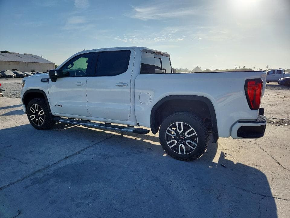 2021 GMC SIERRA K1500 AT4 2