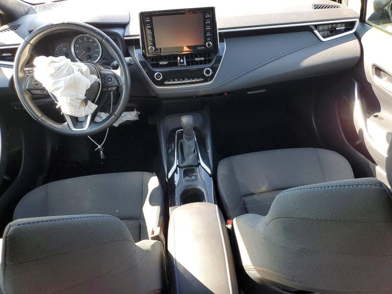 2021 TOYOTA COROLLA SE 8