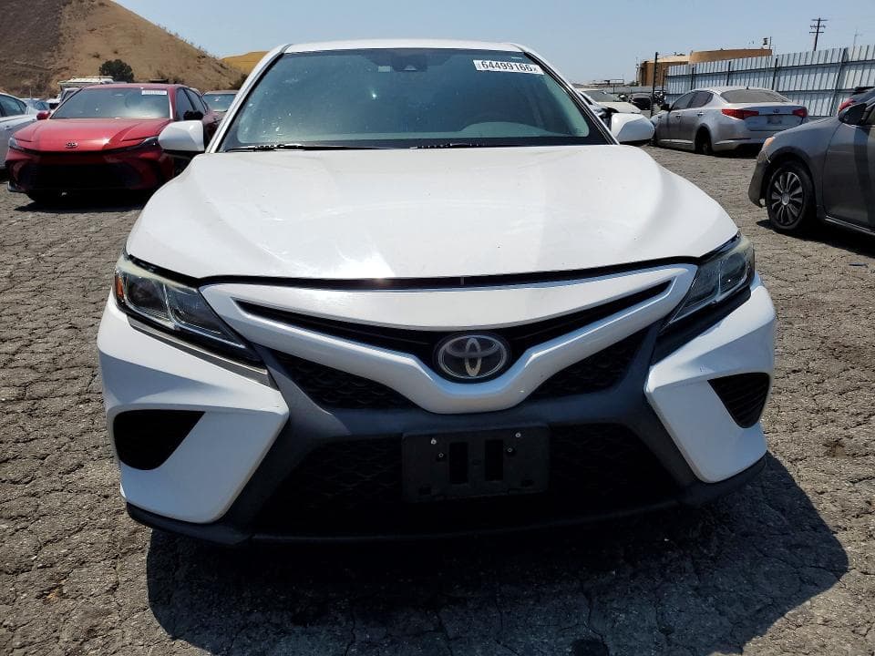 2019 TOYOTA CAMRY SE 5