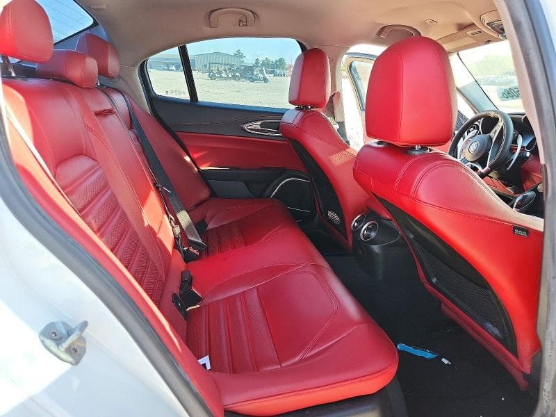 2018 ALFA ROMEO GIULIA TI 10