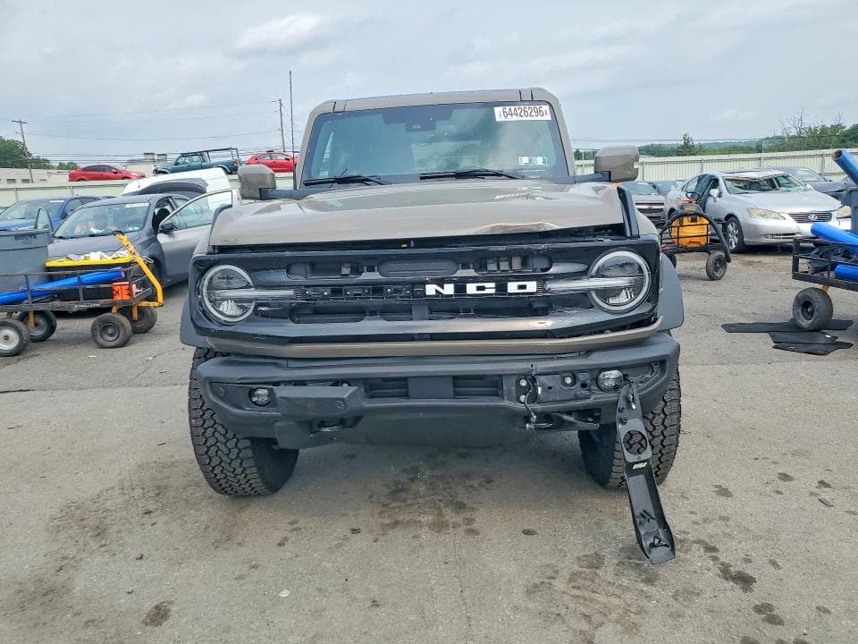 2025 FORD BRONCO OUTER BANKS 5