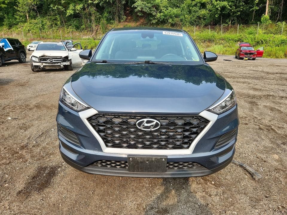 2021 HYUNDAI TUCSON SE 5