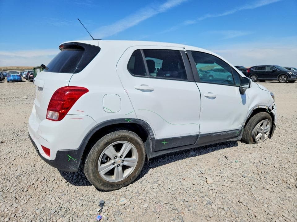 2021 CHEVROLET TRAX LS 3