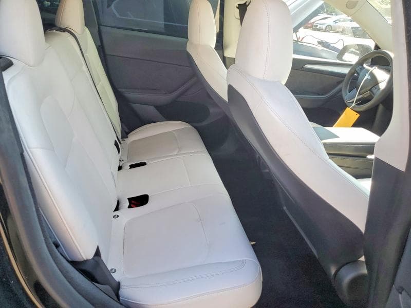 2023 TESLA MODEL Y 10