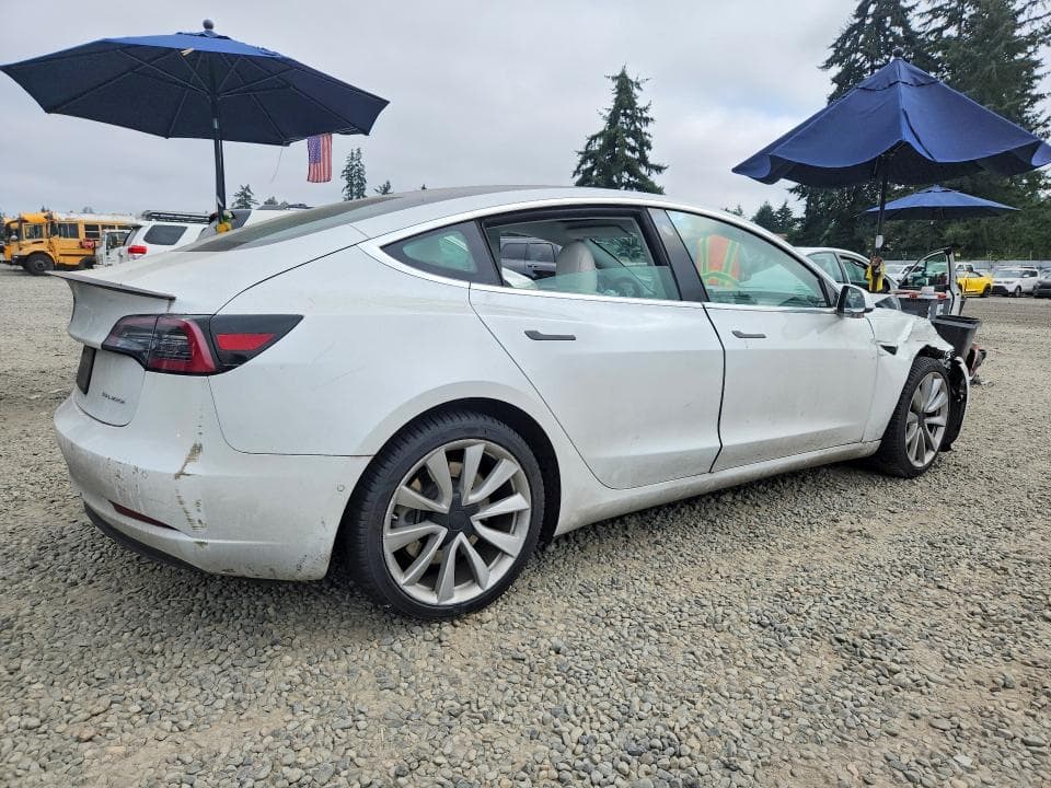 2020 TESLA MODEL 3 3