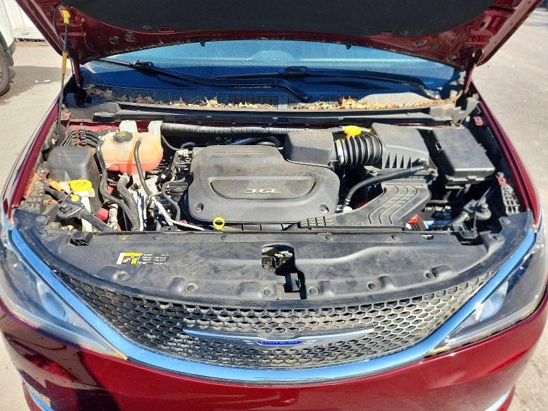 2017 CHRYSLER PACIFICA TOURING L 12