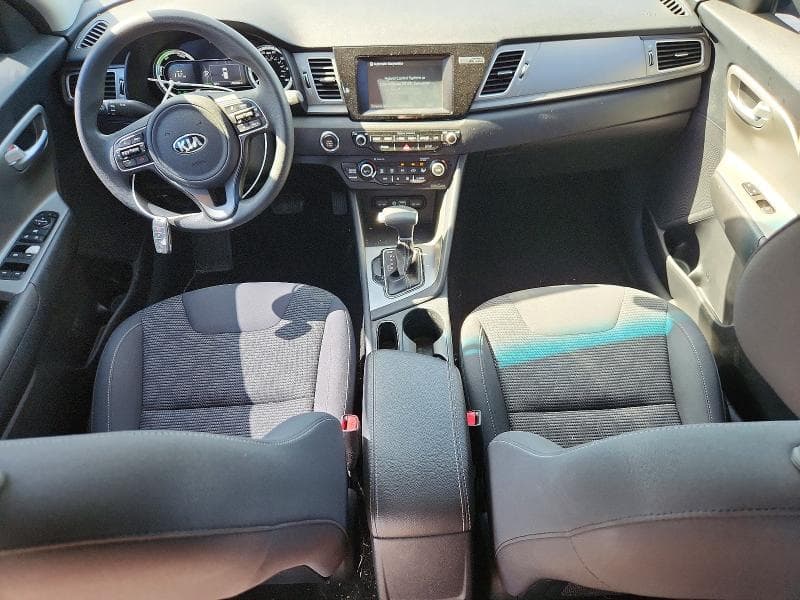 2018 KIA NIRO LX 8