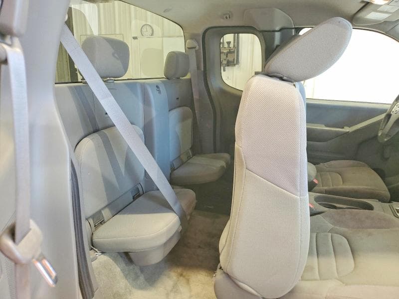 2018 NISSAN FRONTIER S 10