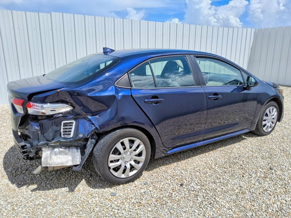 2020 TOYOTA COROLLA LE 3