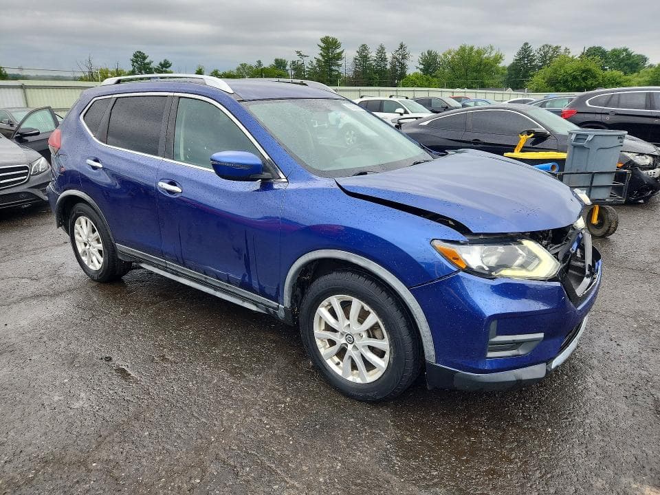 2018 NISSAN ROGUE SV 4