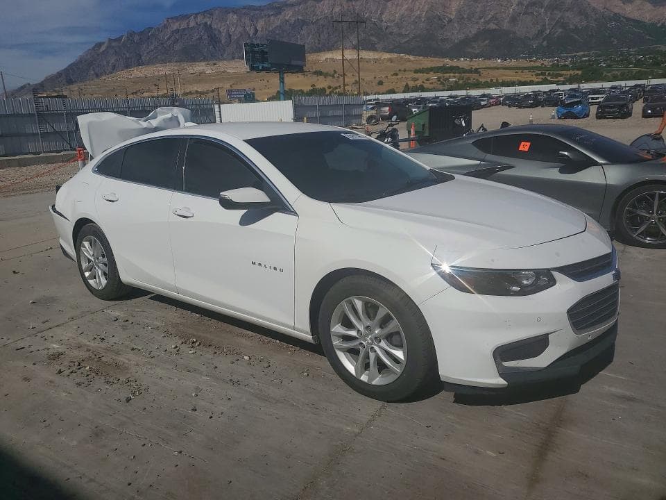 2017 CHEVROLET MALIBU LT 4