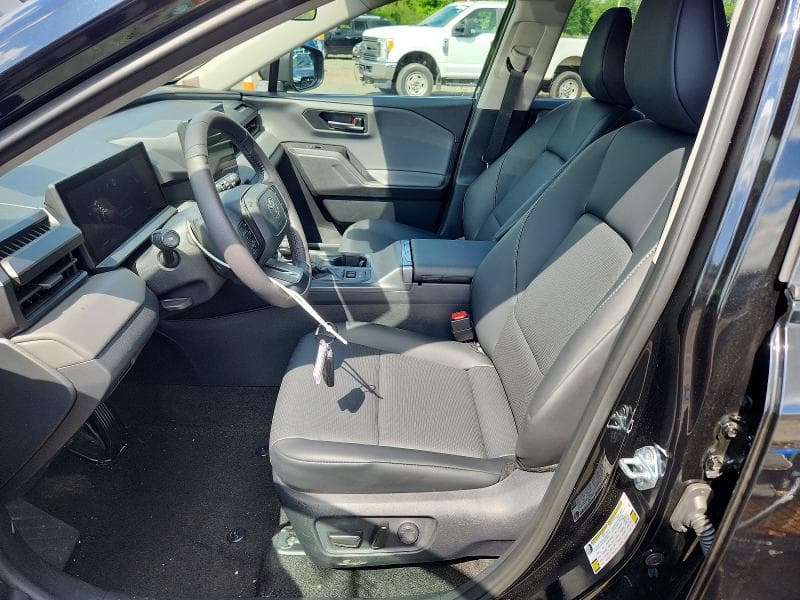 2026 TOYOTA RAV4 XLE PREMIUM 7