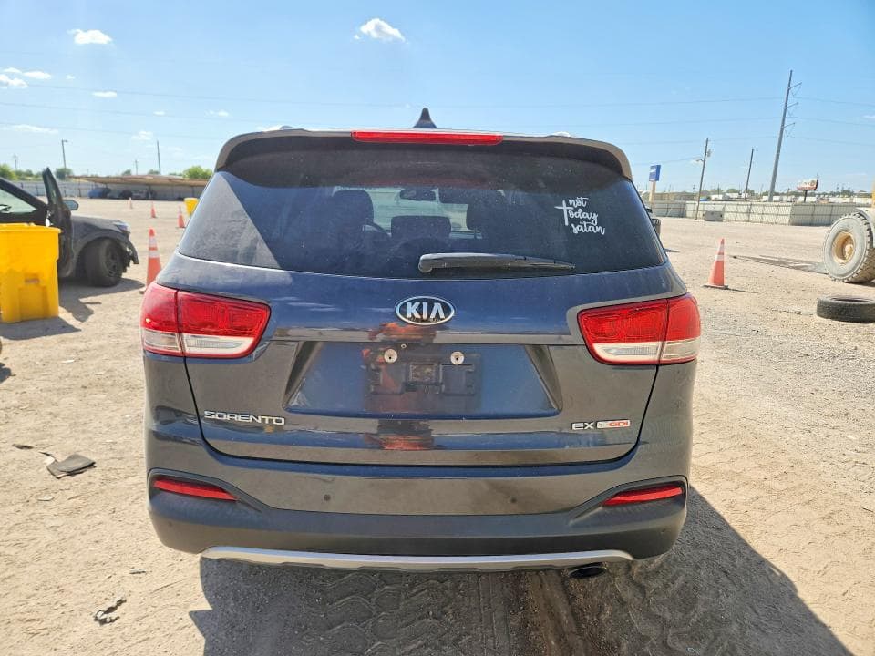 2017 KIA SORENTO EX 6