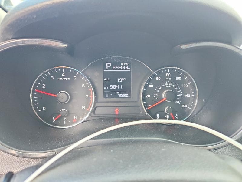 2017 KIA FORTE LX 9