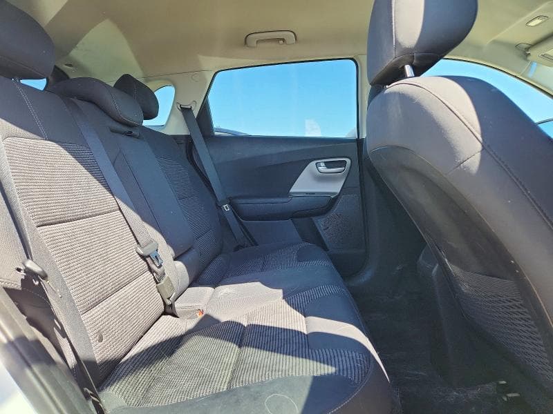2019 KIA NIRO LX 11