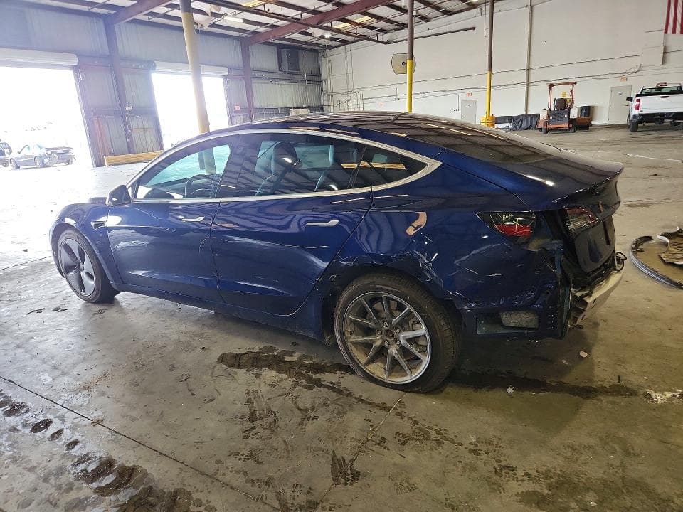 2020 TESLA MODEL 3 2