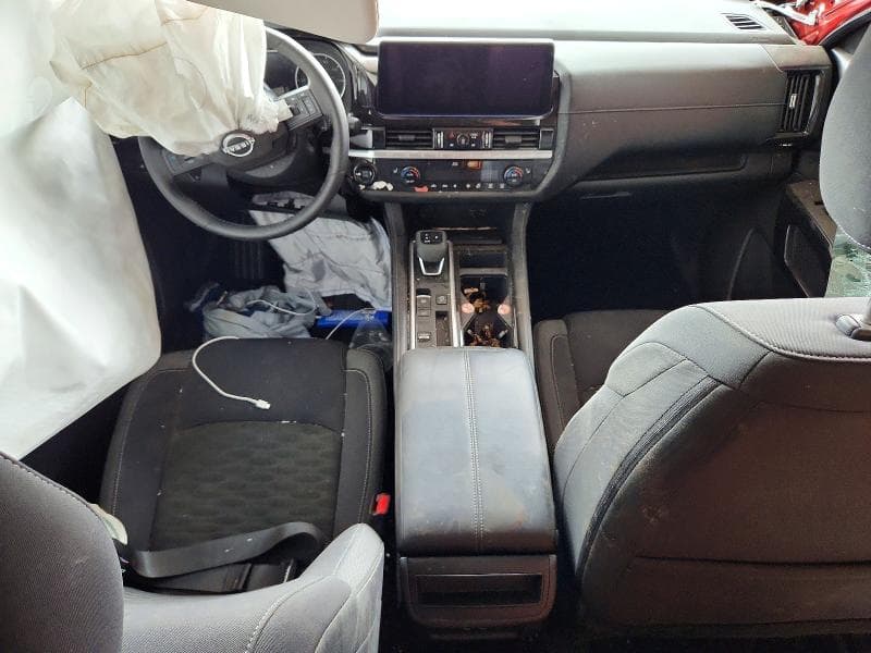 2026 NISSAN PATHFINDER SV 8