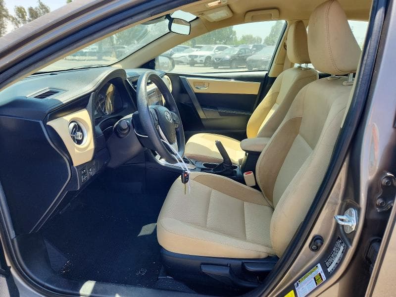 2018 TOYOTA COROLLA LE 7