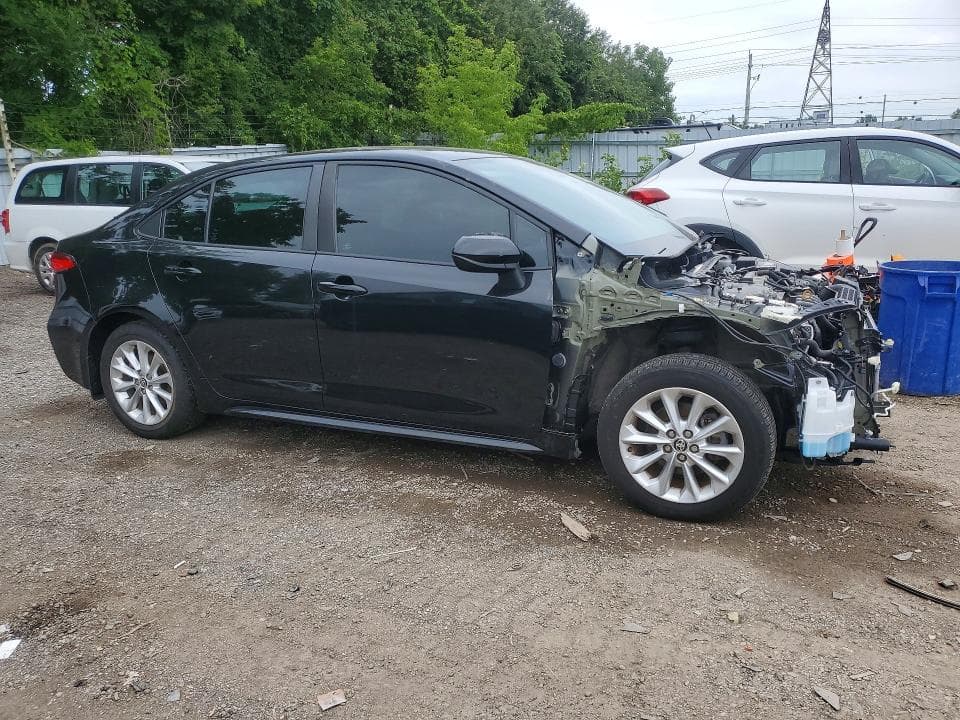 2021 TOYOTA COROLLA LE 4