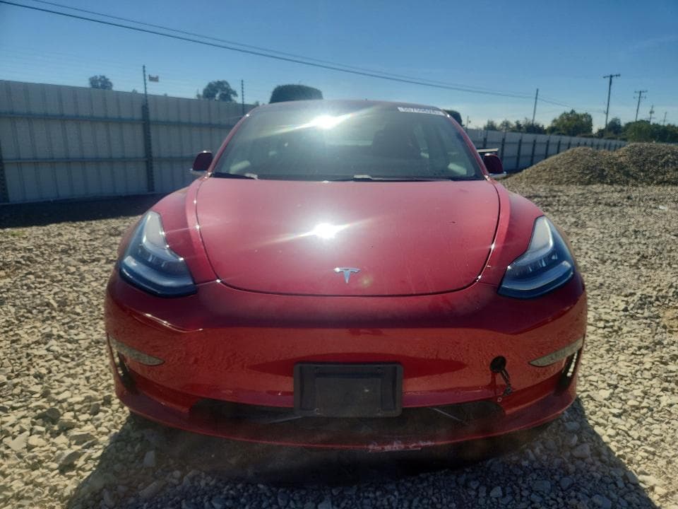2018 TESLA MODEL 3 5