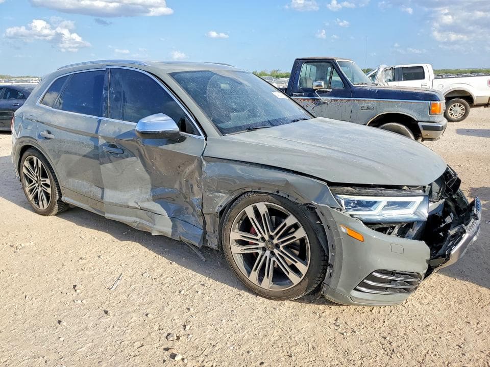 2020 AUDI SQ5 PREMIUM PLUS 4
