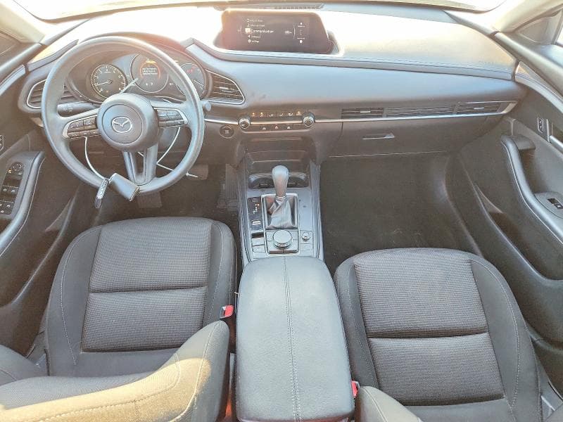 2024 MAZDA CX-30 8