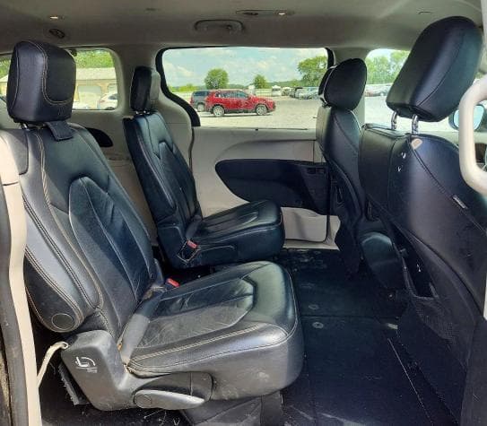 2017 CHRYSLER PACIFICA TOURING L 11