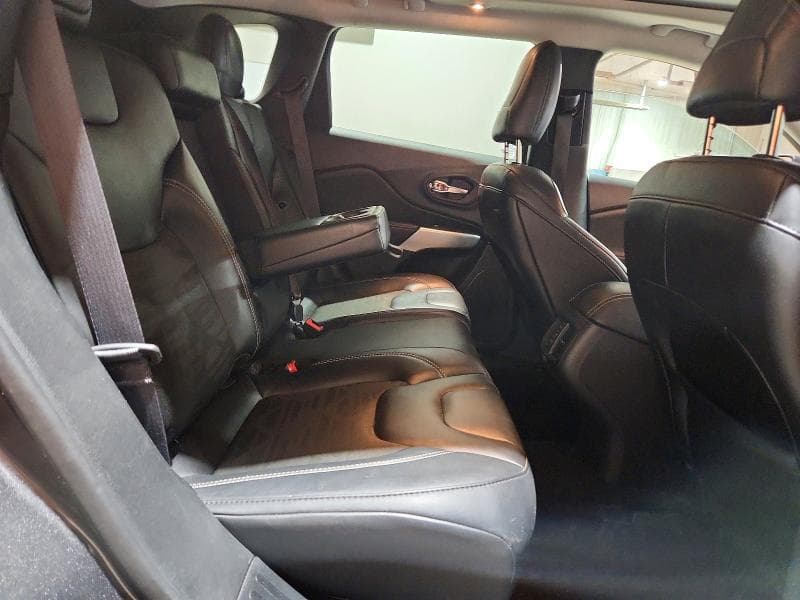 2022 JEEP CHEROKEE LATITUDE 11