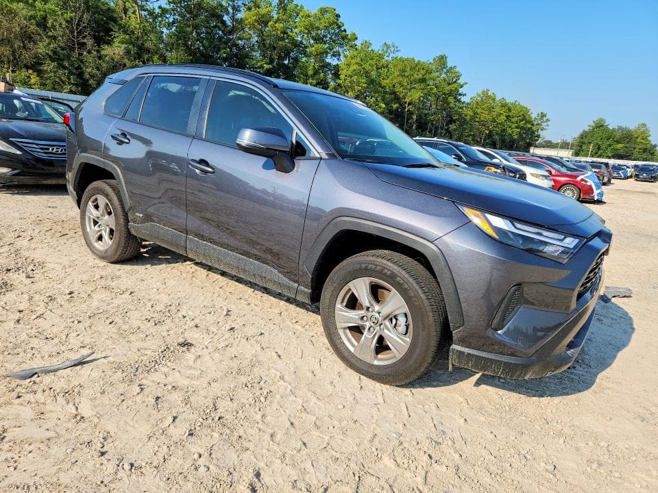 2025 TOYOTA RAV4 LE 4