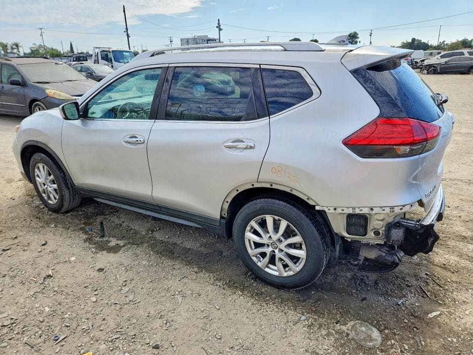 2017 NISSAN ROGUE SV 2