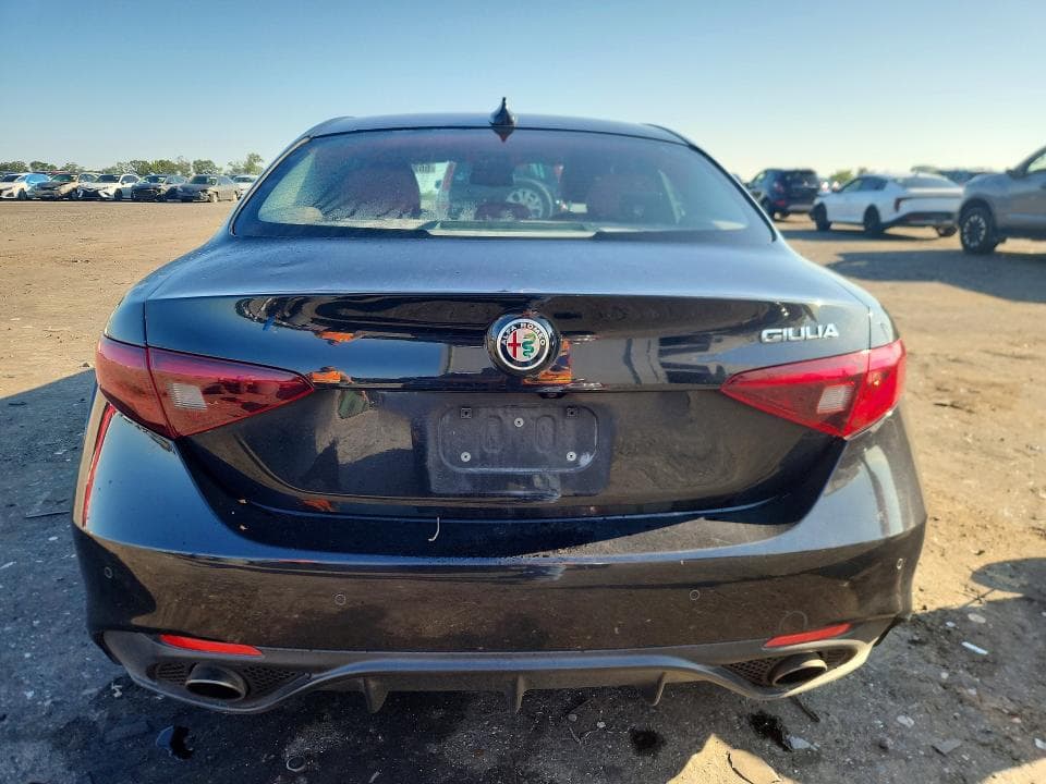 2017 ALFA ROMEO GIULIA 6