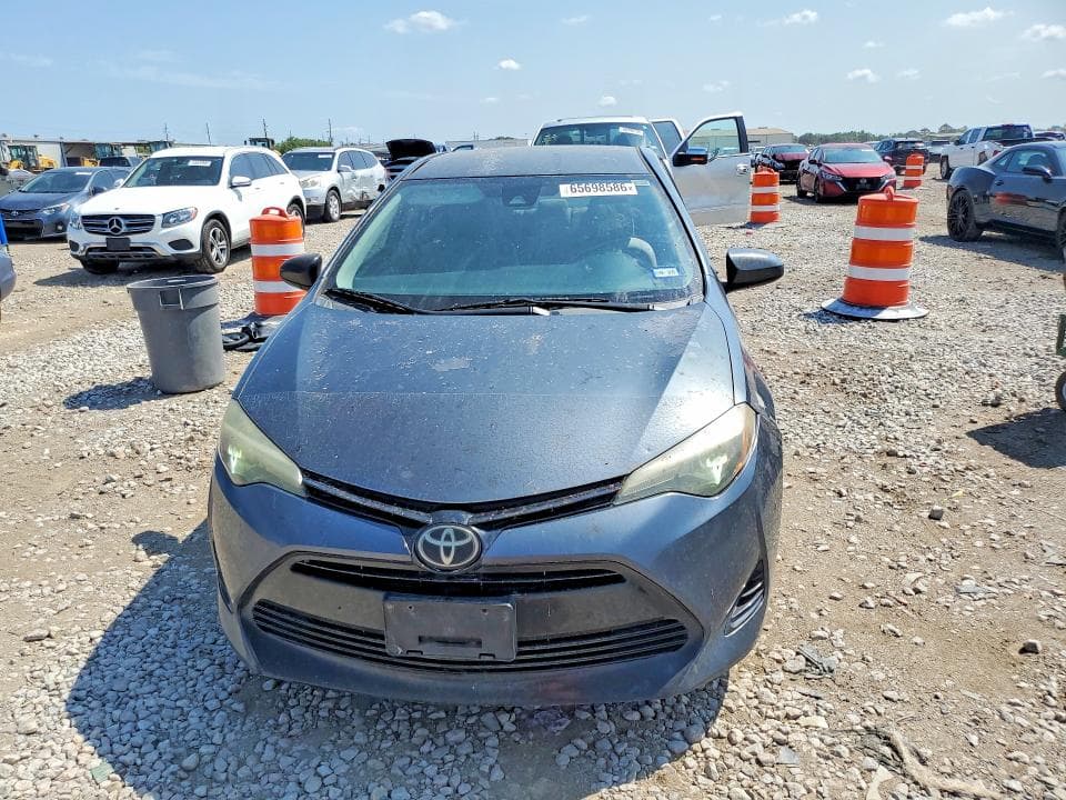 2017 TOYOTA COROLLA LE 5
