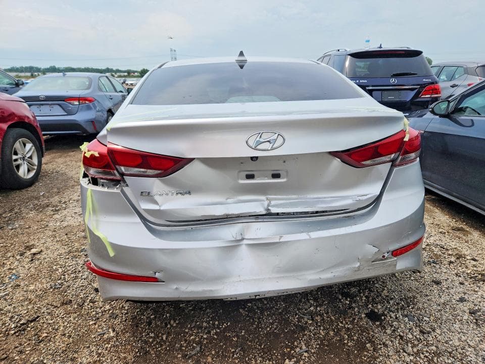 2017 HYUNDAI ELANTRA SE 6